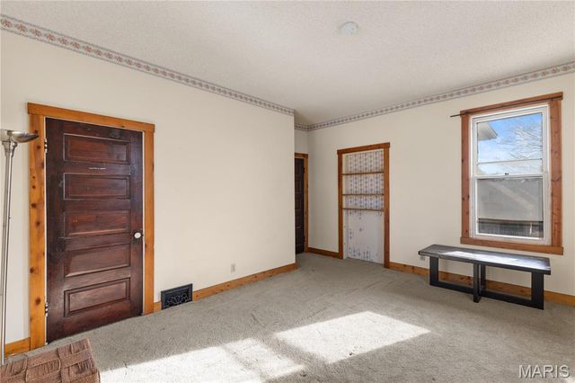 2237 Edison Avenue, Granite City, IL 62040