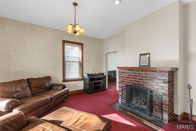 2237 Edison Avenue, Granite City, IL 62040