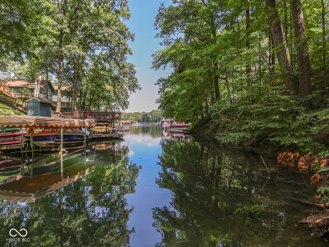 7629 Hummingbird Drive, Nineveh, IN 46164