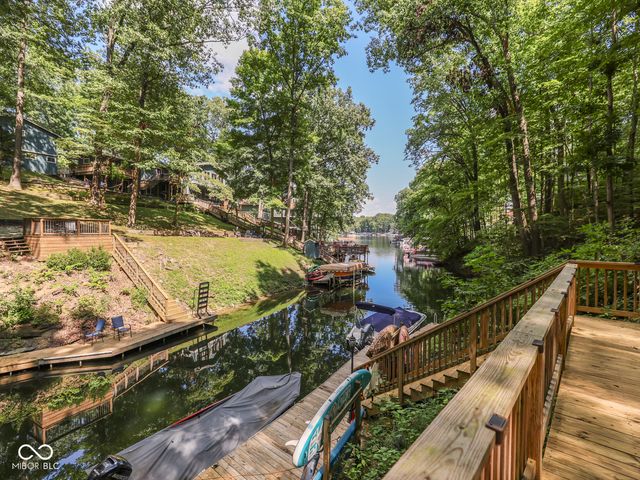 7629 Hummingbird Drive, Nineveh, IN 46164