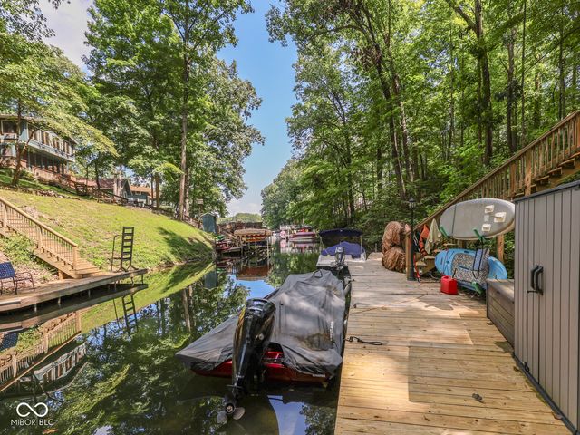 7629 Hummingbird Drive, Nineveh, IN 46164