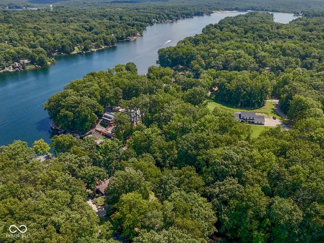 7629 Hummingbird Drive, Nineveh, IN 46164