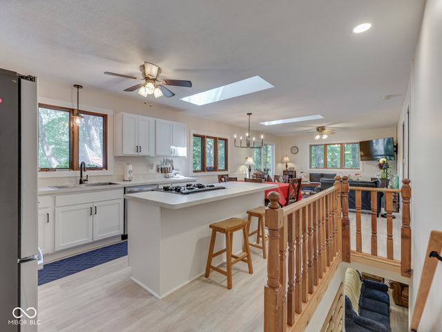 7629 Hummingbird Drive, Nineveh, IN 46164