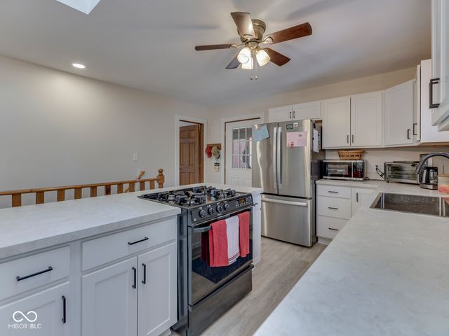 7629 Hummingbird Drive, Nineveh, IN 46164