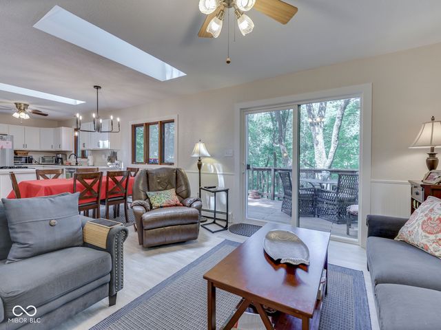7629 Hummingbird Drive, Nineveh, IN 46164