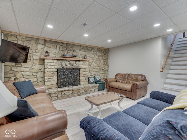 7629 Hummingbird Drive, Nineveh, IN 46164