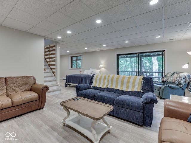 7629 Hummingbird Drive, Nineveh, IN 46164