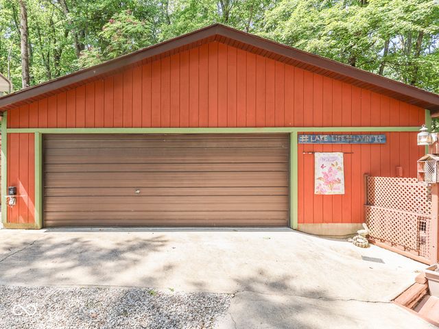 7629 Hummingbird Drive, Nineveh, IN 46164