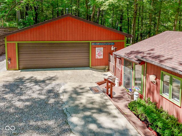 7629 Hummingbird Drive, Nineveh, IN 46164
