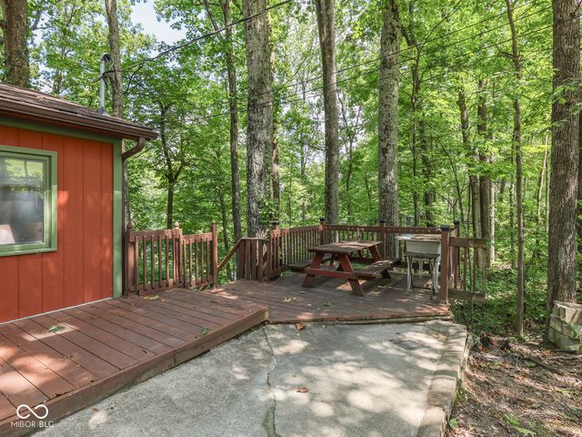 7629 Hummingbird Drive, Nineveh, IN 46164