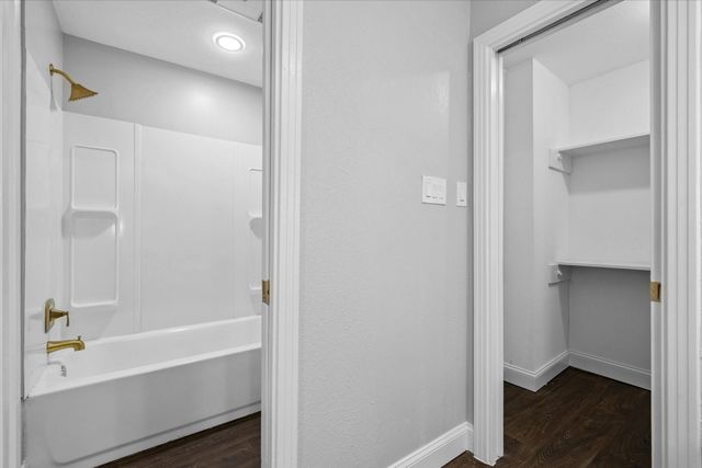 104 W Brandon Street, Edgewood, TX 75117