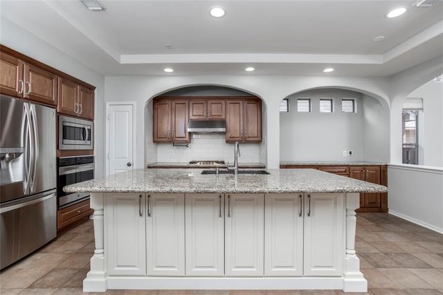 59 Douvaine Court, The Woodlands, TX 77382