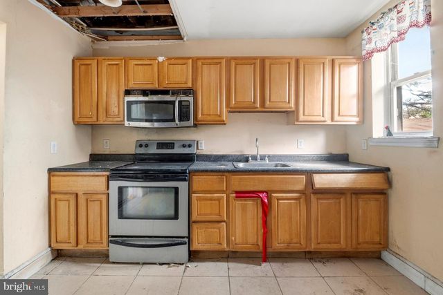 2700 ASHLAND AVE, Baltimore, MD 21205