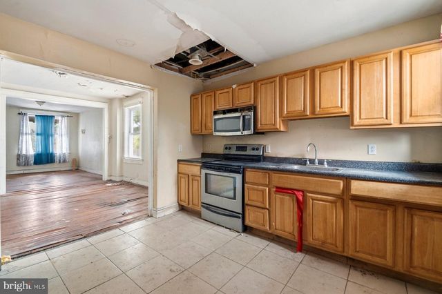 2700 ASHLAND AVE, Baltimore, MD 21205