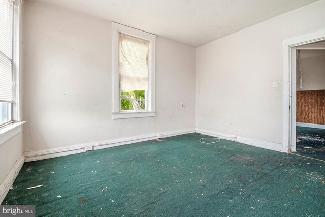 2700 ASHLAND AVE, Baltimore, MD 21205