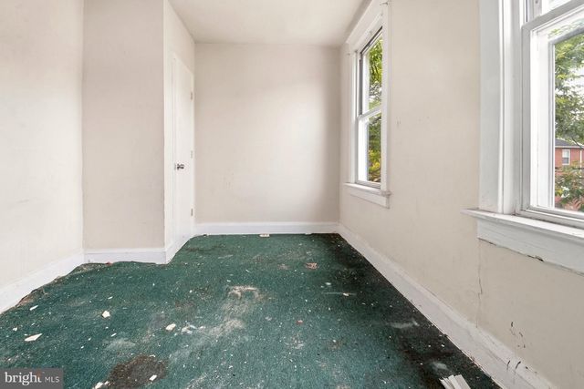 2700 ASHLAND AVE, Baltimore, MD 21205