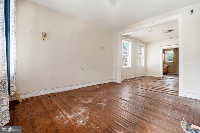 2700 ASHLAND AVE, Baltimore, MD 21205