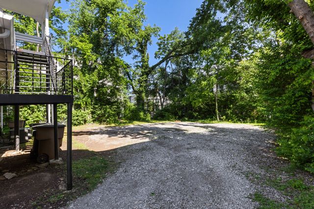 2018 Sweetbriar Ave, Nashville, TN 37212