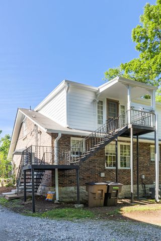 2018 Sweetbriar Ave, Nashville, TN 37212