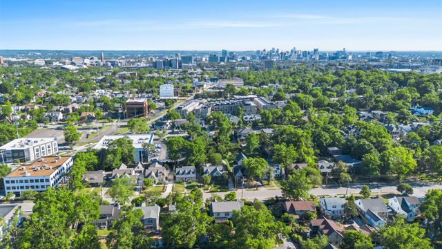 2018 Sweetbriar Ave, Nashville, TN 37212
