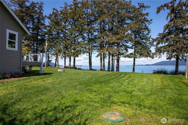 9367 Marshall Road, Bow, WA 98232