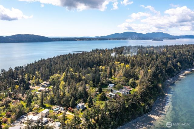 9367 Marshall Road, Bow, WA 98232