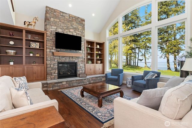 9367 Marshall Road, Bow, WA 98232