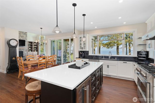 9367 Marshall Road, Bow, WA 98232