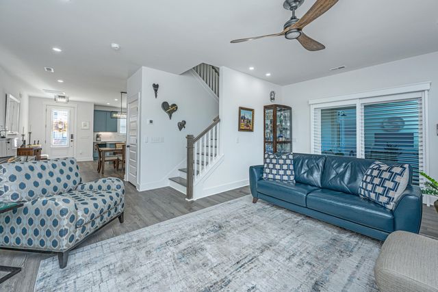 204 Saunter Court, Johns Island, SC 29455