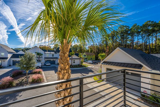 204 Saunter Court, Johns Island, SC 29455