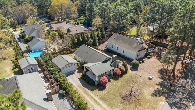 155 E Sheldon Road, Southern Pines, NC 28387