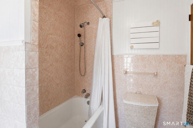 35 Faucett Street, Stamford, CT 06906