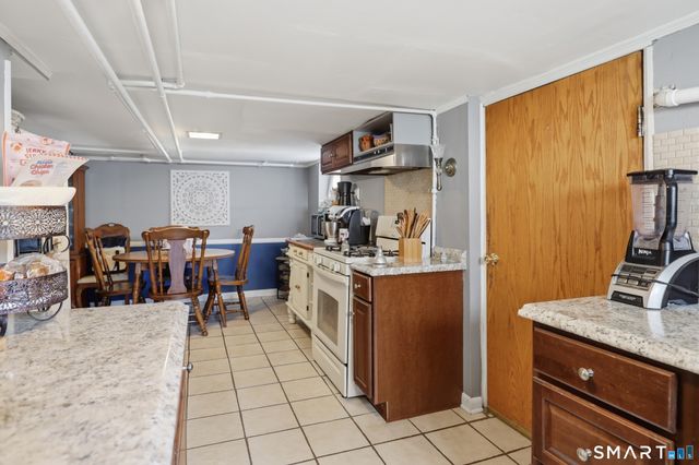 35 Faucett Street, Stamford, CT 06906