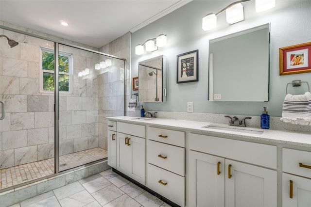 1635 Taft Street, Dallas, TX 75208