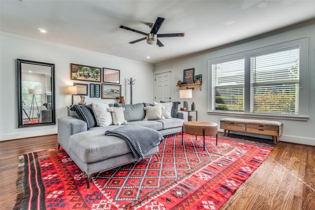 1635 Taft Street, Dallas, TX 75208