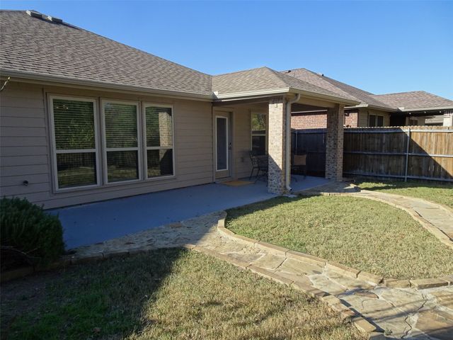 2805 Leslie Lane, Anna, TX 75409