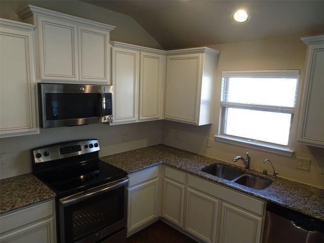 2805 Leslie Lane, Anna, TX 75409