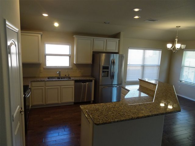 2805 Leslie Lane, Anna, TX 75409