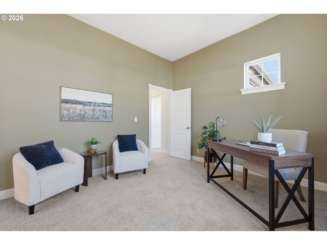 2120 ASHBURY Dr, Eugene, OR 97408