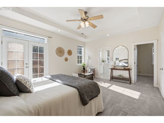 2120 ASHBURY Dr, Eugene, OR 97408