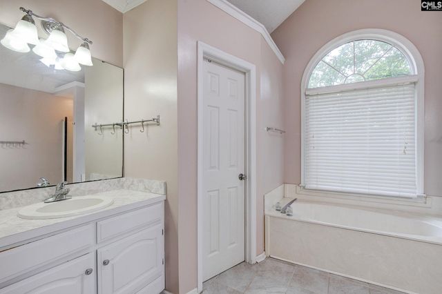 121 Foxridge Run, Lexington, SC 29072