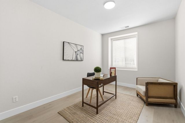 5418 Shennecock Way, Sacramento, CA 95835