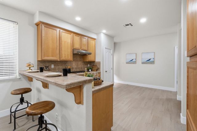 5418 Shennecock Way, Sacramento, CA 95835