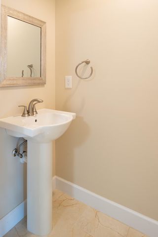 364 ORANGE Way, West Palm Beach, FL 33405