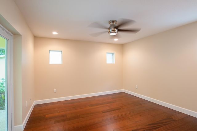 364 ORANGE Way, West Palm Beach, FL 33405