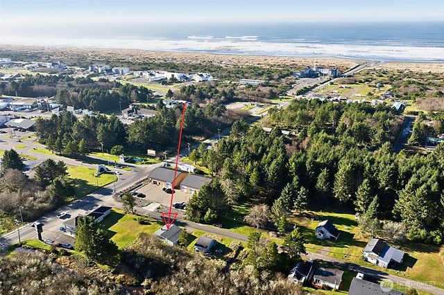 16 Oyehut Road, Hoquiam, WA 98550