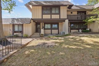 1355 Hampton Road B, St Charles, MO 63303
