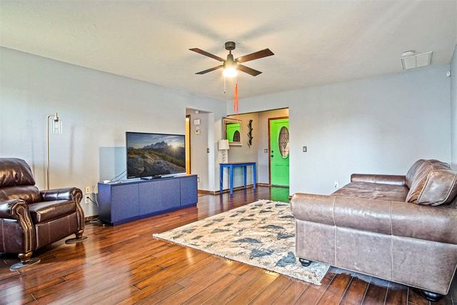 1208 S Patterson Drive, Moore, OK 73160