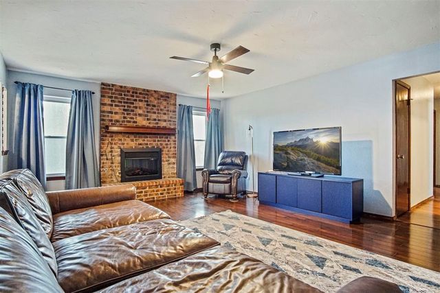 1208 S Patterson Drive, Moore, OK 73160