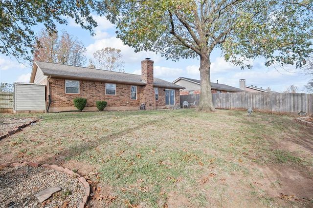 1208 S Patterson Drive, Moore, OK 73160